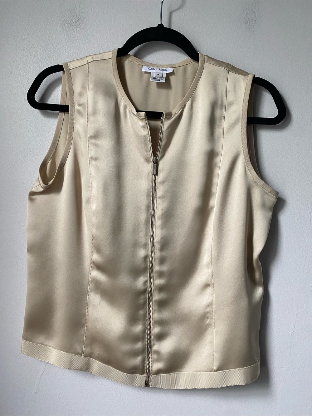 Calvin Klein Vintage 2005 Cream Satin Zip-Front Sleeveless Vest